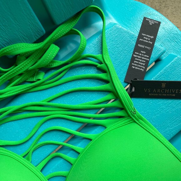 Victoria's Secret, 34C Strappy Push Up Bikini with Matching XS Brazilian Bottoms - Picture 2 of 13